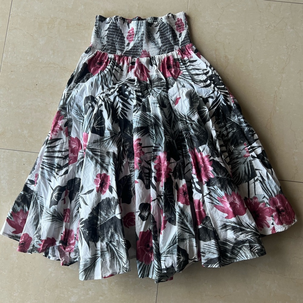Chelsea & Theodore Floral Skirt